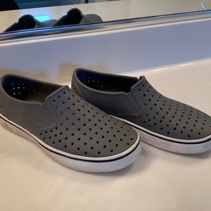 Native waterproof shoes